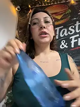 KittyObsession: απευθείας συνομιλία ΧΧΧ