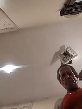 bobby69cock Chat XXX in diretta