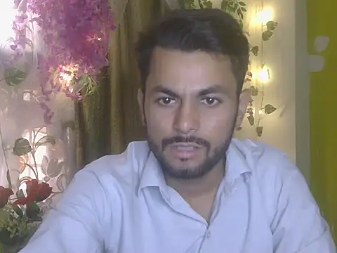 Stubborndesiboy Live XXX-Chat