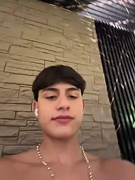 Lander_Cruz's Live XXX Chat