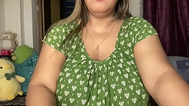 Only_Lavinaah Adlı Modelin Canlı XXX Sohbeti