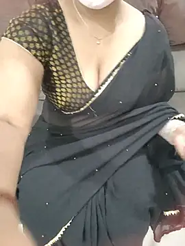 Chandrakala25's Live XXX Chat