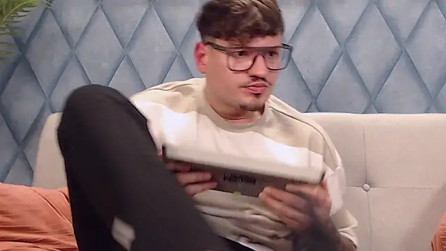 Chat +18 de marioalessio ao vivo