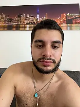 AmadeoWild 라이브 XXX 채팅