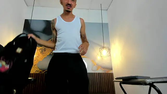 DylanAnderson1 Chat XXX in diretta
