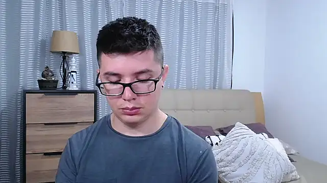 BlackFoXXX69 XXX чат на живо