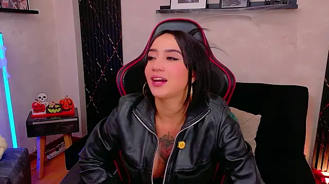 Czat XXX na żywo – EmmyEvans1