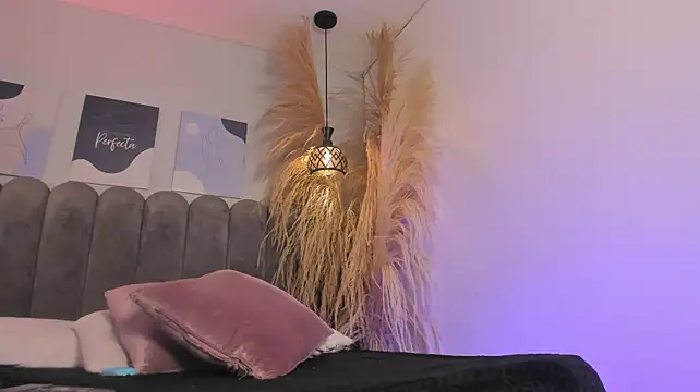 cute__cherry_'s Live XXX Chat