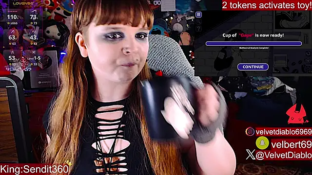 VelvetDiablo Chat XXX live