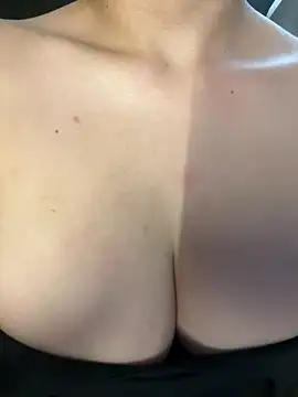 alhaana_'s Live XXX Chat