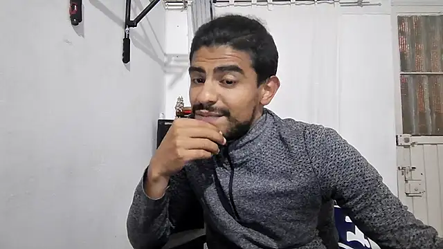 Živý XXX chat JBond007BBC