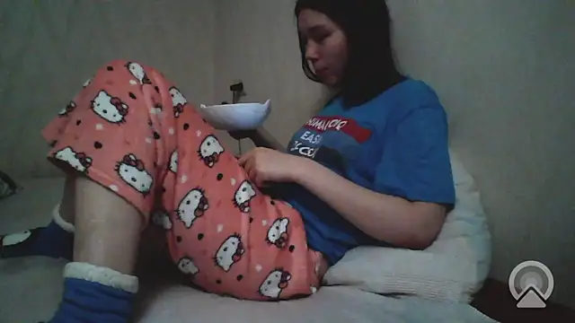pink_pikachu_n Live XXX chat