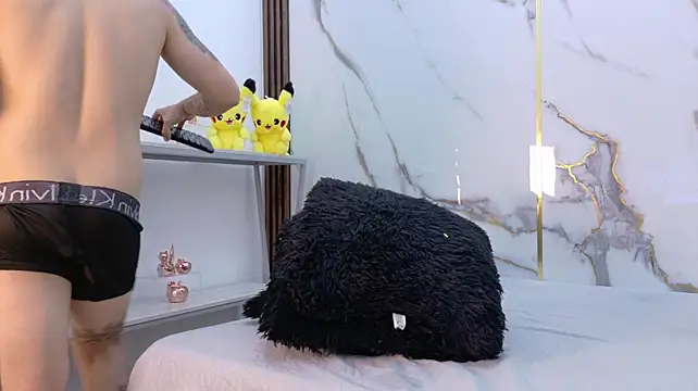Nauro_Reyes Live chatroom