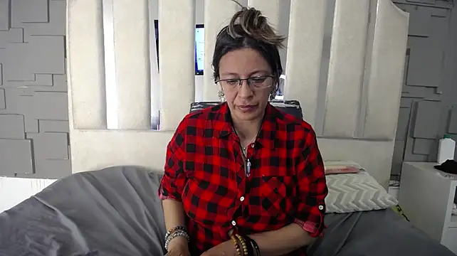 sami29_'s Live XXX Chat