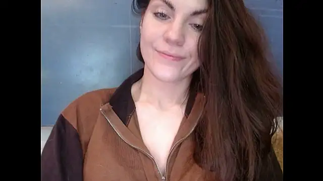 AliceTailor Show in webcam