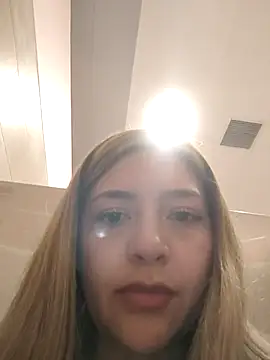alana_69 Obrolan Langsung XXX