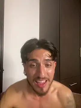 Kriss_Edwards Chat XXX in diretta