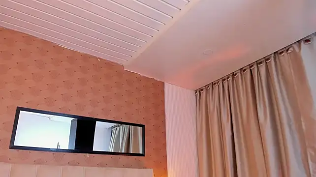 Czat XXX na żywo – sammyrose__