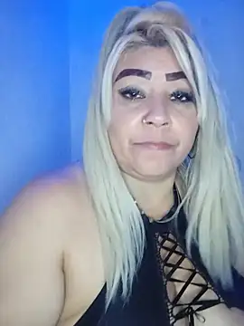 BonniAdams: απευθείας συνομιλία ΧΧΧ
