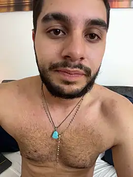 AmadeoWild – Naživo XXX chat