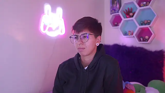 Chat XXX en directo de tommy_blue