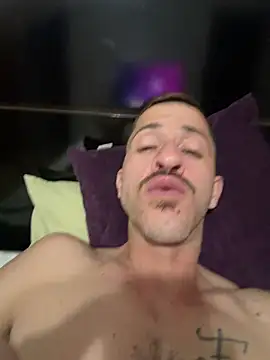 Živý XXX chat MeladoDiMel