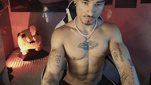 Thomas_Fit1 Adlı Modelin Canlı XXX Sohbeti