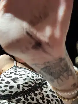 Kate-Paul Live XXX-Chat