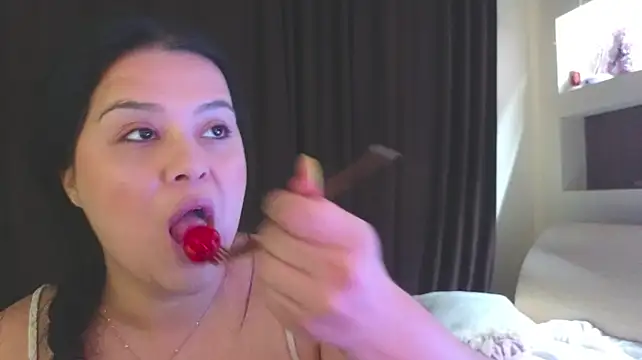 Czat XXX na żywo – Malika_uAngel