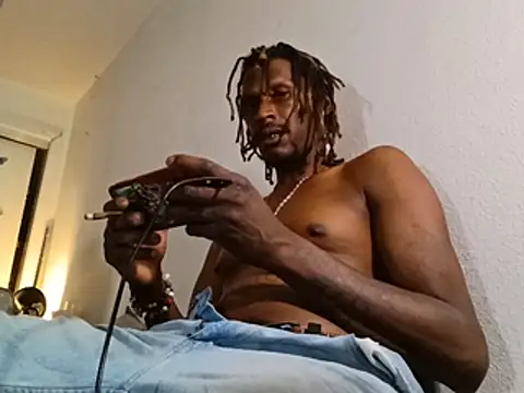 Czat XXX na żywo – PharoahMoans4U