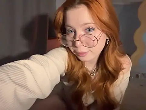 Bambi_shy_doll's Live XXX Chat