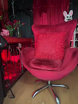 MistressAndre Adlı Modelin Canlı XXX Sohbeti