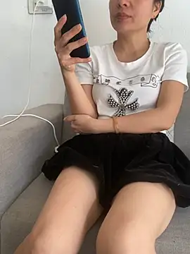 دردشة Ivy_Trix2 الجنسية المباشرة