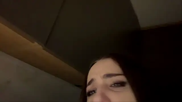 Chat +18 de dianaluves1 ao vivo