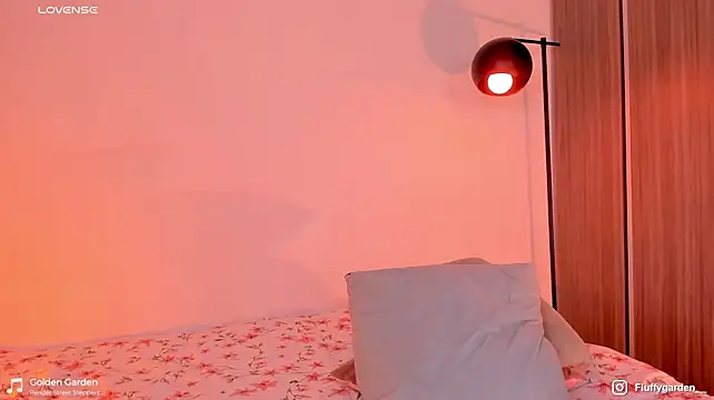 Fluffygarden Adlı Modelin Canlı XXX Sohbeti