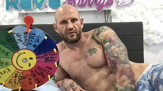 brianomally élő XXX-chatje