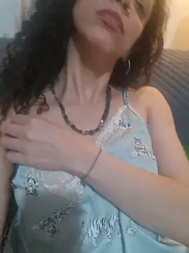 love_juicy's Live XXX Chat