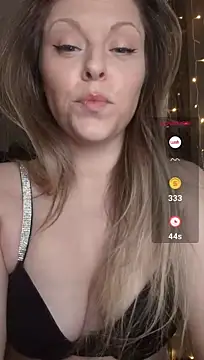 دردشة SydneySavage الجنسية المباشرة