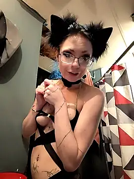 LunikaCorpse666のライブXXXチャット