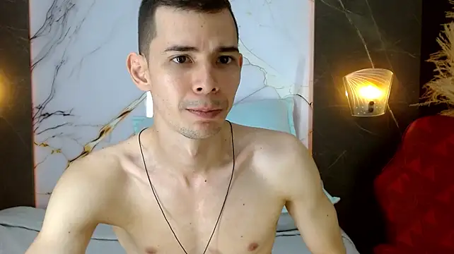Brandon_Wolf élő XXX-chatje