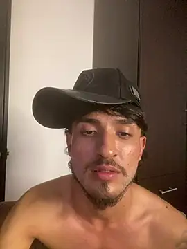 Chat XXX en directo de Kriss_Edwards
