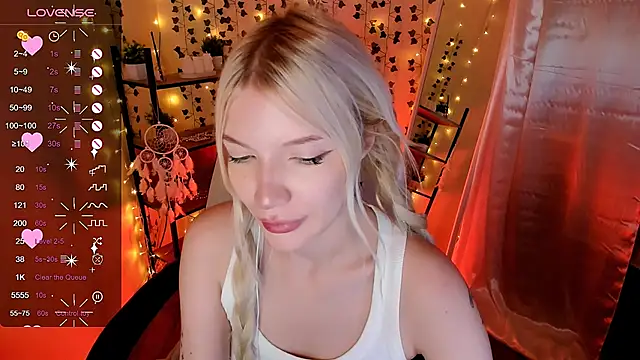 AnyaTaylor_ Chat XXX live