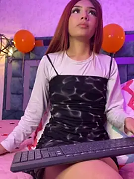 צ'אט XXX בשידור חי של danielahall
