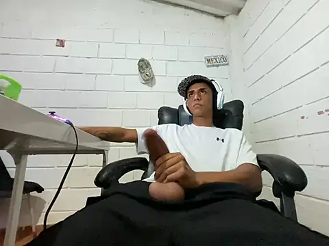 Max_TheHorseDick – webcam-show