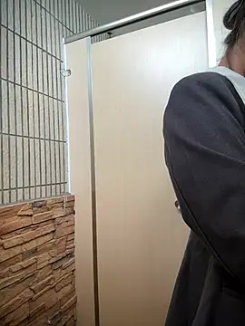 niannian-999's Live XXX Chat