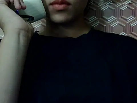 צ'אט XXX בשידור חי של Rachna_T