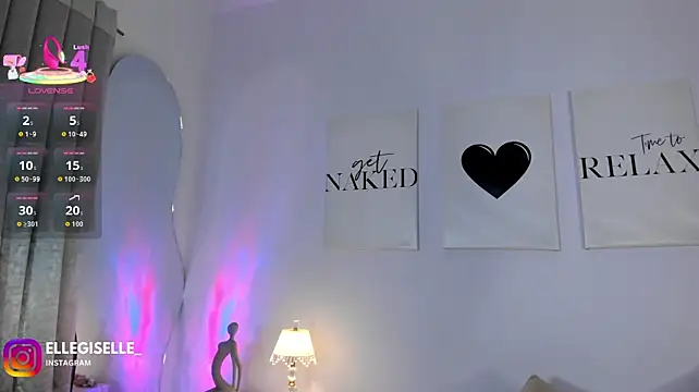 XXX chat uživo modela ElleGisellee