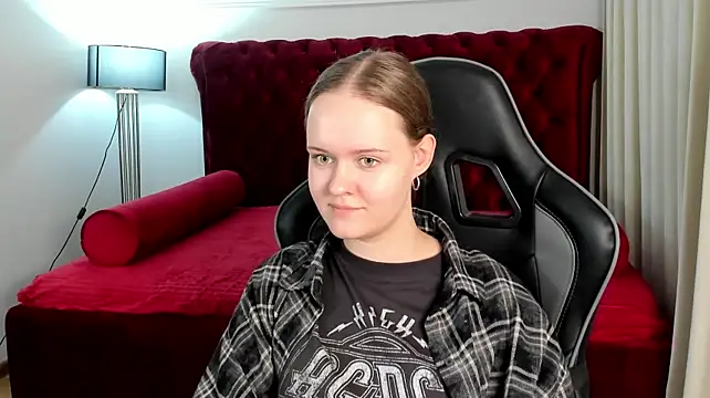 AdaRune's Live XXX Chat