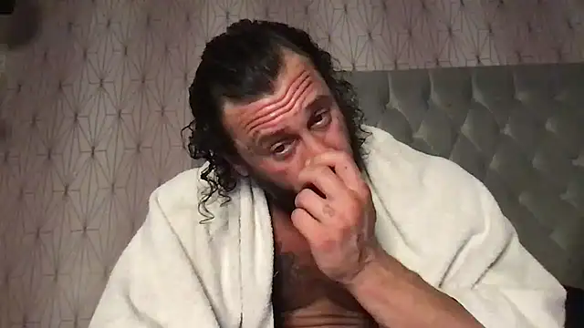 Magic_Mike_666 – Naživo XXX chat