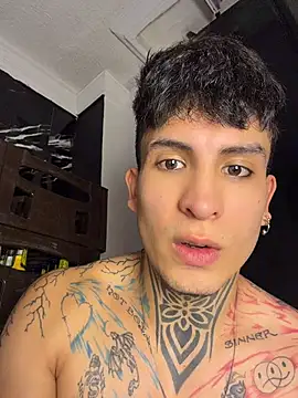 แชท XXX สดของ _Tomy08calderon